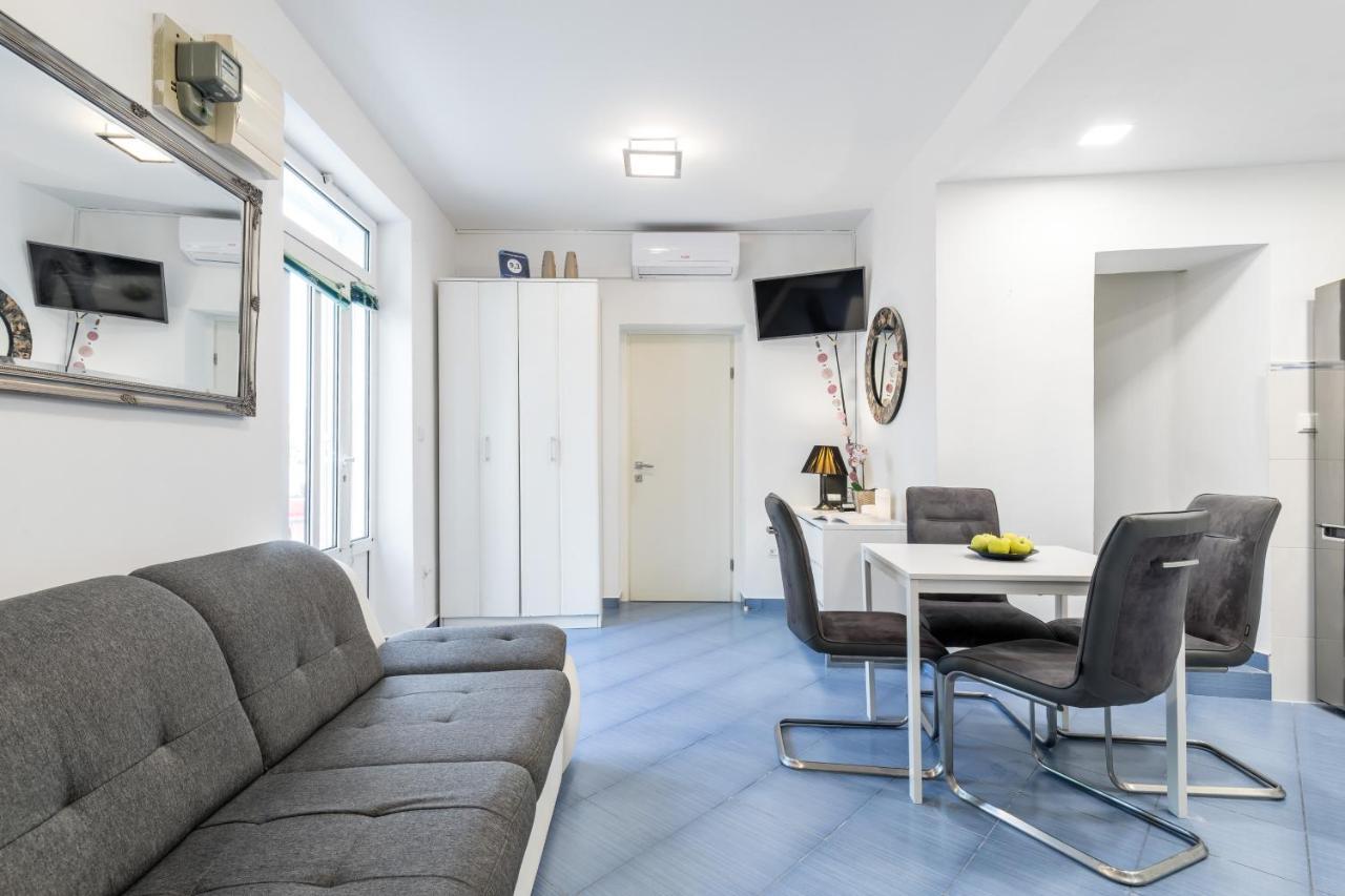 Charming Apartment Split Ngoại thất bức ảnh